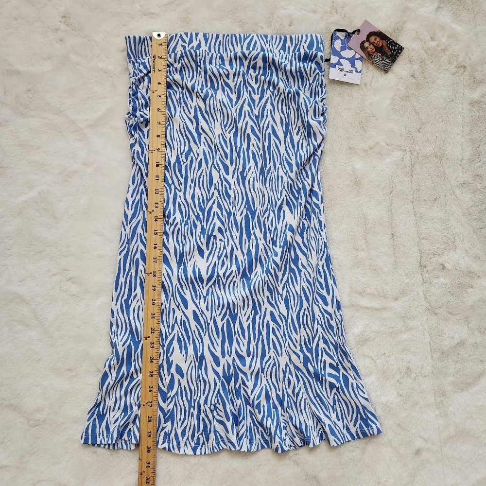 Diane Von Furstenberg Blue And White Zebra Print Midi Skirt size Medium - Picture 7 of 11